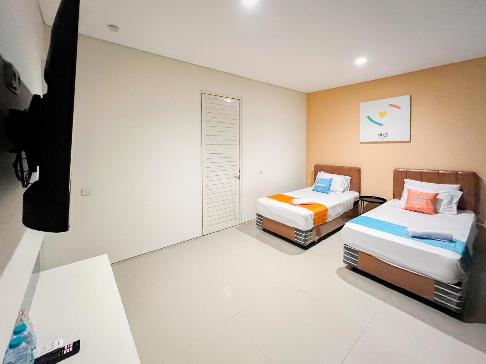 Sans Stay Bukit Palma Citraland Surabaya Buitenkant foto